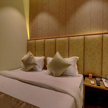 Hotel Amber Suite Near Mumbai Airport מראה חיצוני תמונה